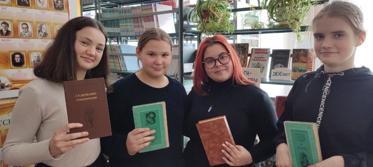 14 ФЕВРАЛЯ- ДЕНЬ КНИГОДАРЕНИЯ.